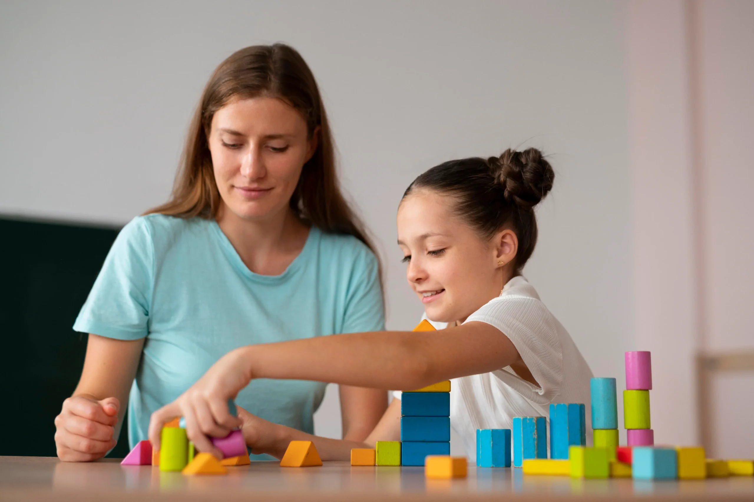 Occupational Therapists for Autism Treatment in Gurgaon | Moonlight Neurocare